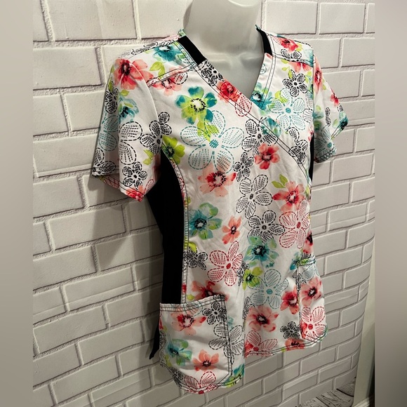 IFLEX CHEROKEE women v-neck short sleeve black-white floral scrubs top/size XS - Picture 1 of 6